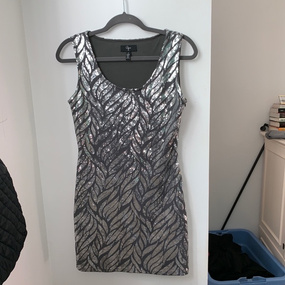 Aqua Dresses & Skirts - AQUA EUC Mini Dress